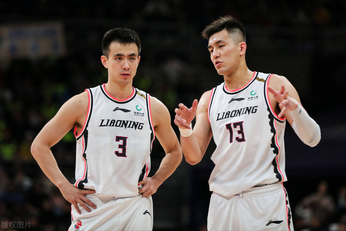 九游-险胜引发热议！，德约科维奇在TL比赛中出色防守引发球迷热议-九游